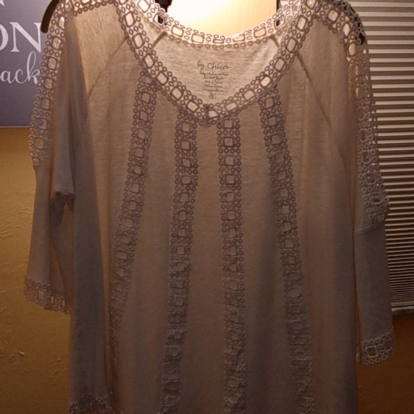 Shirt - Picture 3 of 5